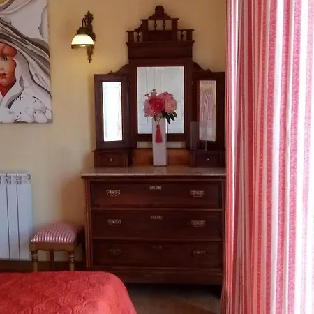 Casa De Santo Amaro