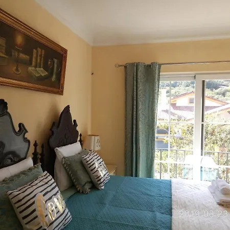 Casa De Santo Amaro *